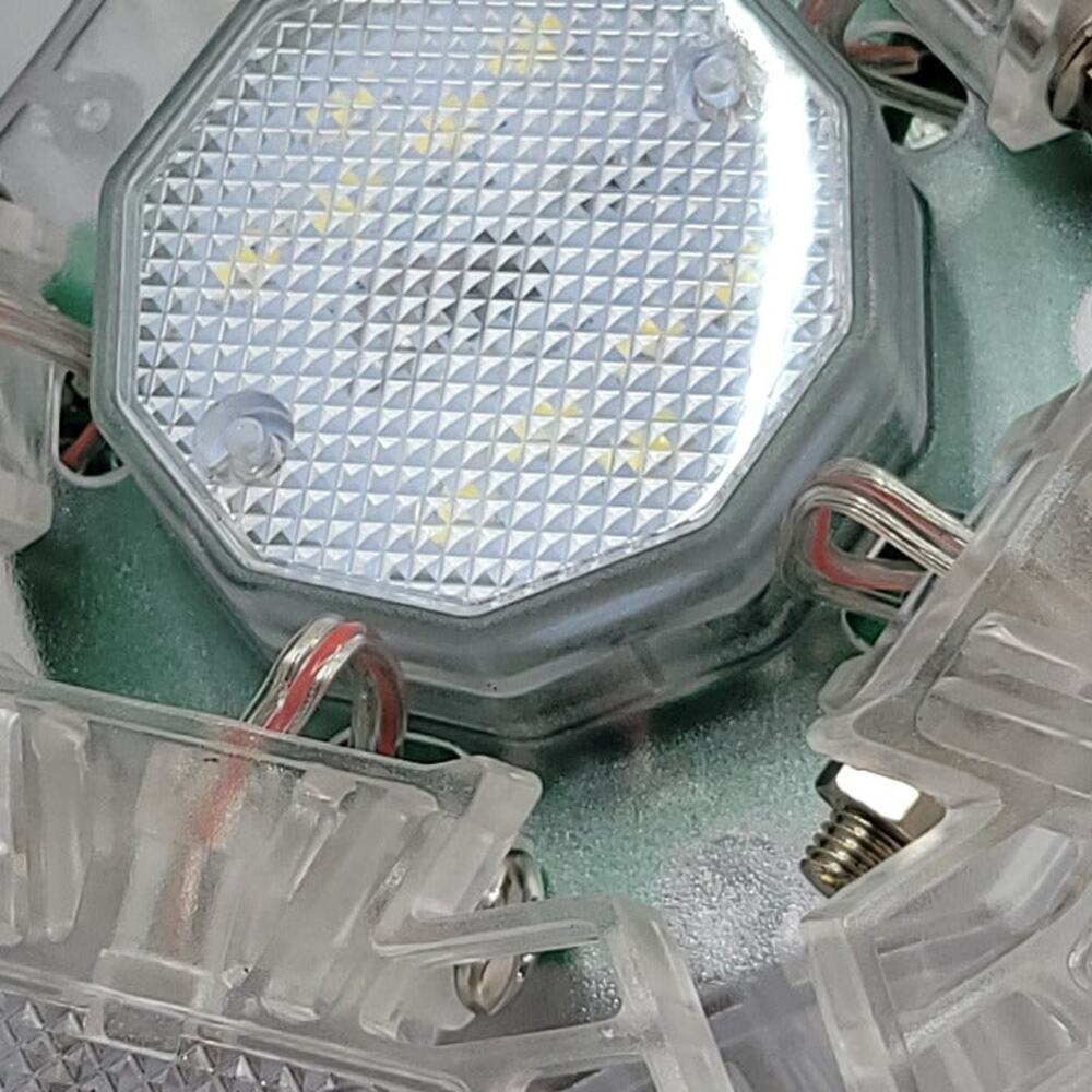 Agokud 100 Transparent Led Garage Lights. 5 adjustable panels. New, open box. - Picture 9 of 10